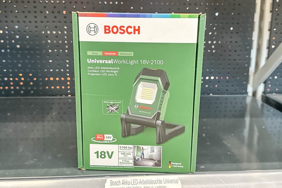 Akku LED Arbeitsleuchte Bosch  18V-2100